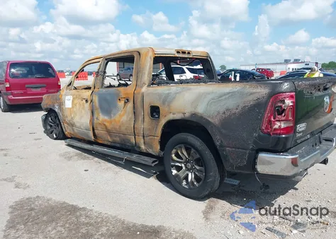 2022 Ram 1500 Limited Longhorn 4X4 5'7 Box z USA, uszkodzony, nr VIN 1C6SRFKMXNN183104